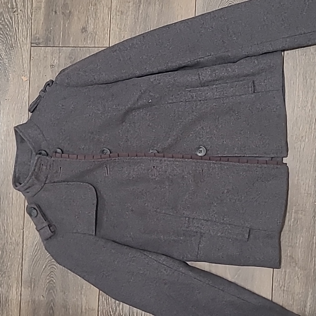 Gap 82%Wool